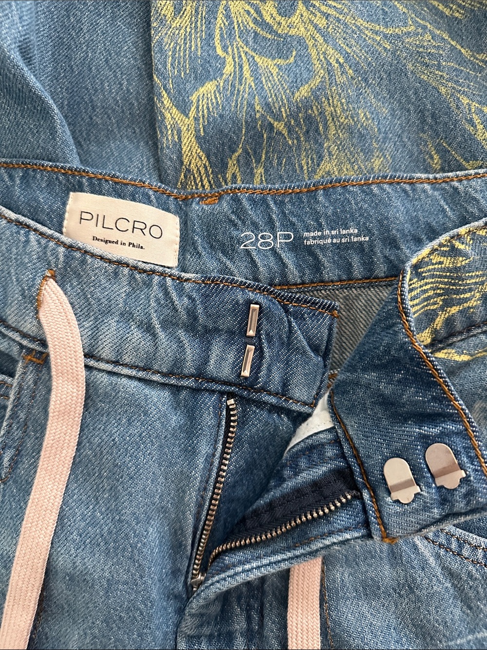 Anthropologie Pilcro Ellis Floral High-Rise Wide-Leg Drawstring Jeans (Petite) - Picture 8 of 10